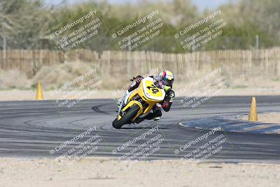 media/Jan-15-2026-Racers Edge (Thu) [[dfebeb70ab]]/2-A Group/Session 5 Turn 2/